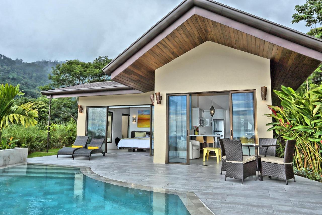 Golden Pineapple Villas-Adults Only أوفيتا المظهر الخارجي الصورة